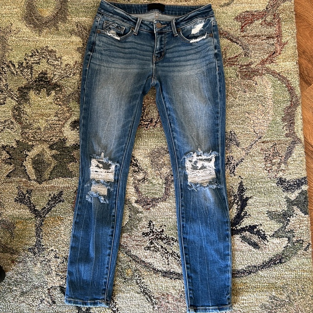 Buckle Black Fit no. 13 size 27 ankle skinny jeans destroyed medium wash BKE